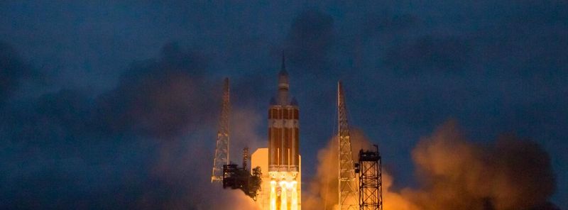 a photograph of a spaceship just beginning its takeoff